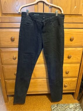 Black Kut from the Kloth skinny jeans